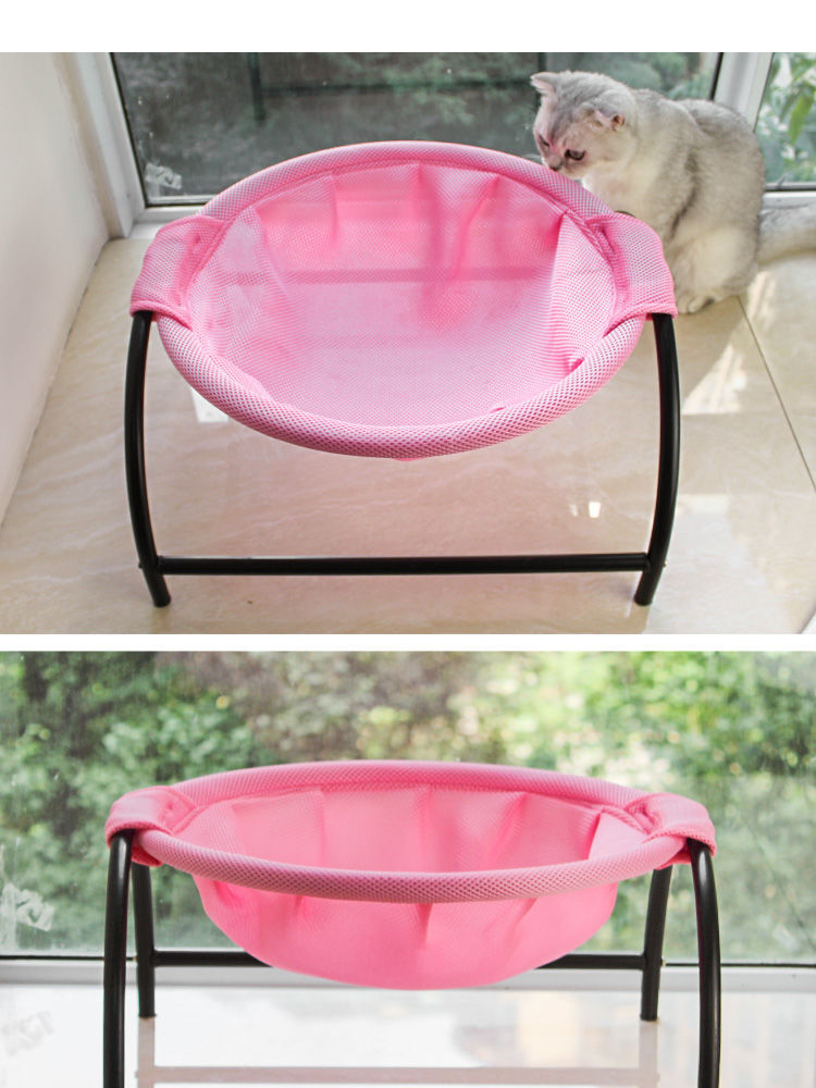 Tyson and Fate's Floor Round Hammock